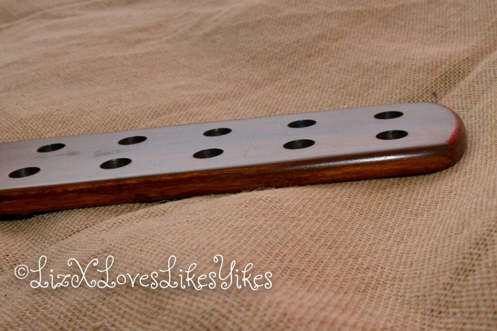 Sir Rosewood - Paddle with Holes - McHurt.eu Review by Liz BlackX