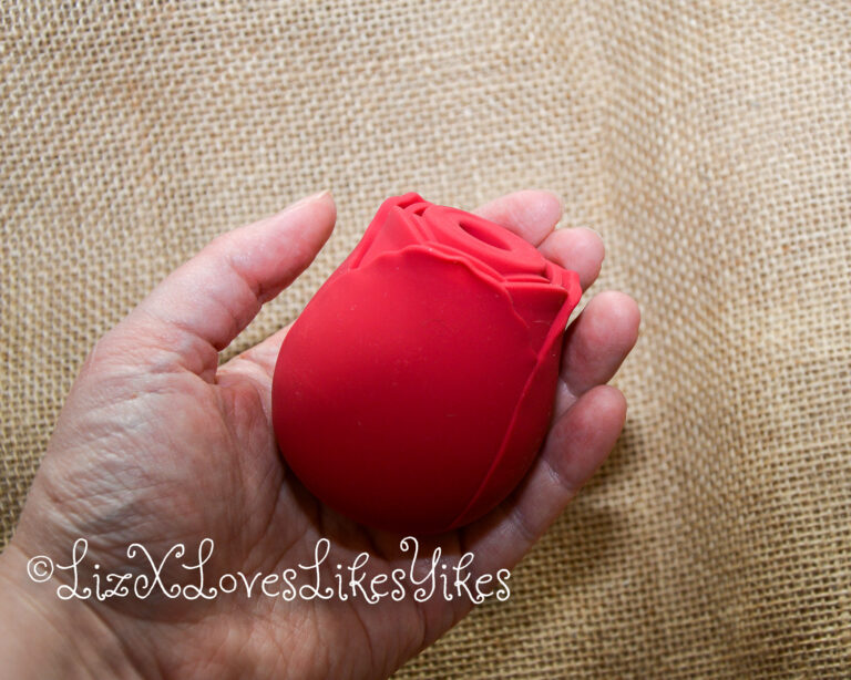 Review of PHANXY Rose Vibrator, Sucking Vibrator Copyright Liz BlackX