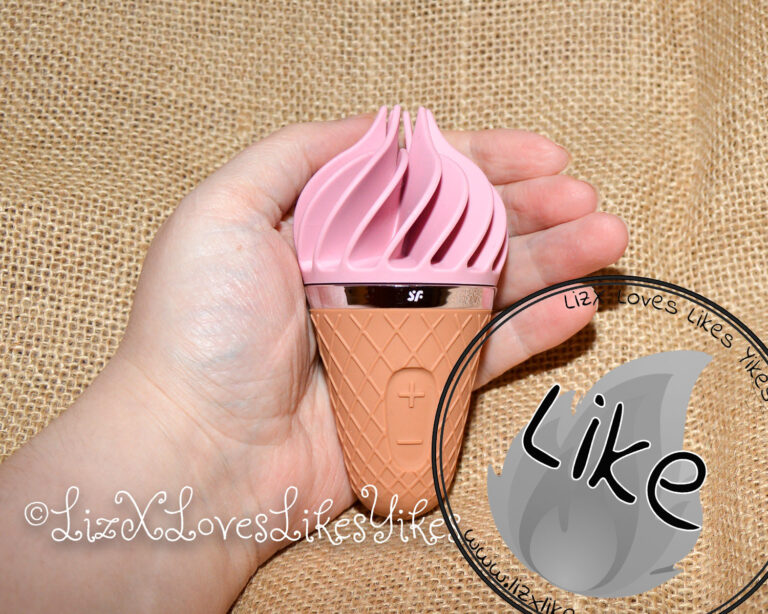 Review of Satisfyer Sweet Treat LayonVibrator Copyright Liz BlackX