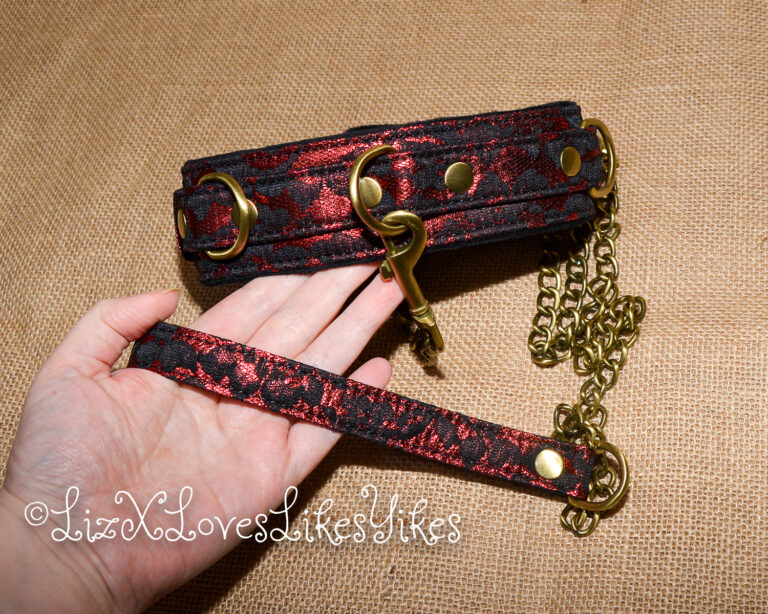 Review of the Liebe Seele Victorian Garden Lace and Velvet Collar with Chain Leash