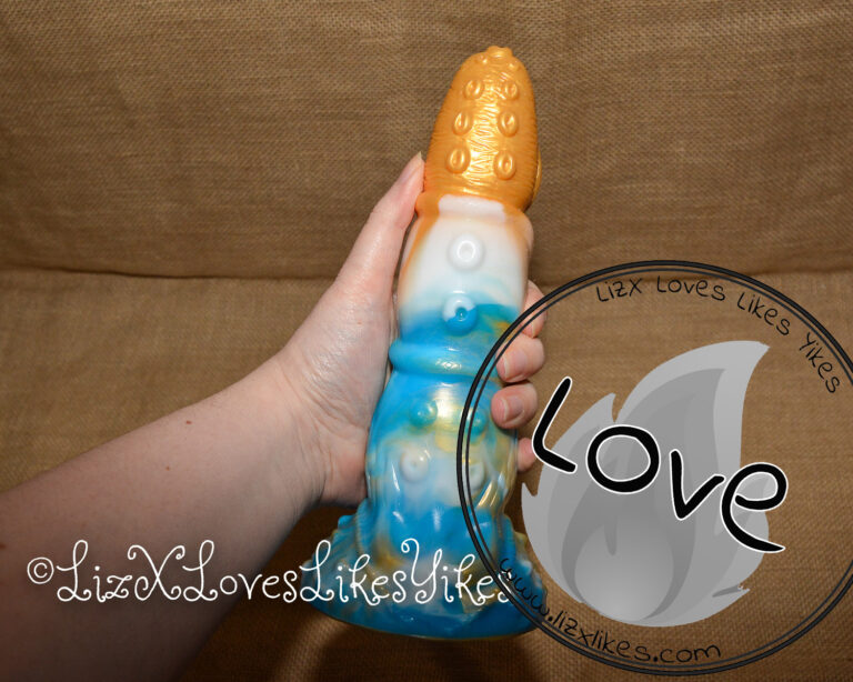 Review of Monster Dildo Loki Taurus Bigshocked.com Copyright Liz BlackX