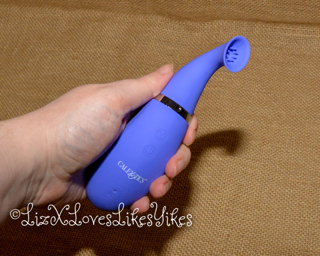 Review of Calexotics Intimate Pump™ Rechargeable Clitoral Pump Copyright Liz BlackX