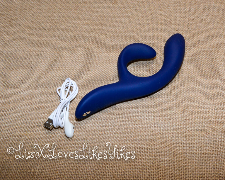 Review of the Nova 2 WeVibe Vibrator Copyright Liz BlackX