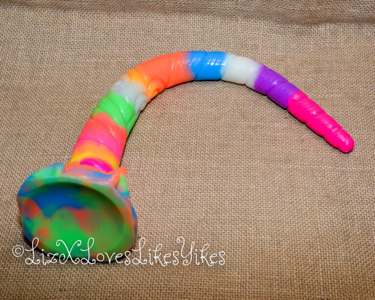 Review of the Depth Training Unicorn Tentacle Anal Dildo Luminous BigShocked.com Copyright Liz BlackX