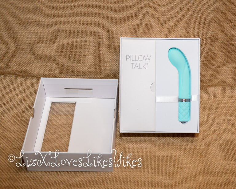 The vibrator in its box Review of Pillow Talk Racy G-spot Vibrator - Teal Copyright Liz BlackX