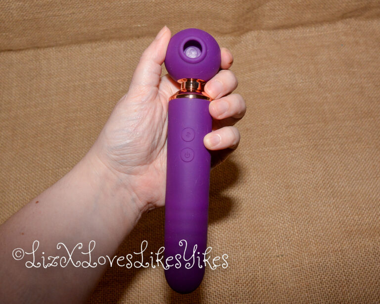 Review of the 3-in-1 Sucking & Flapping Thrusting Vibrator Funzze.com Copyright Liz BlackX