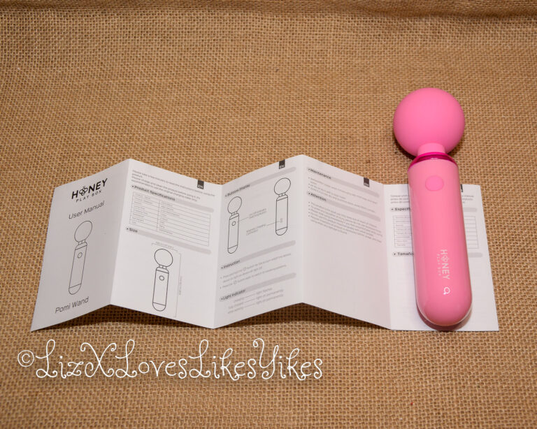 Review of the Pomi Wand Powerful Mini Vibrating Wand Massager Honey Play Box from Honeyplaybox.com Copyright Liz BlackX