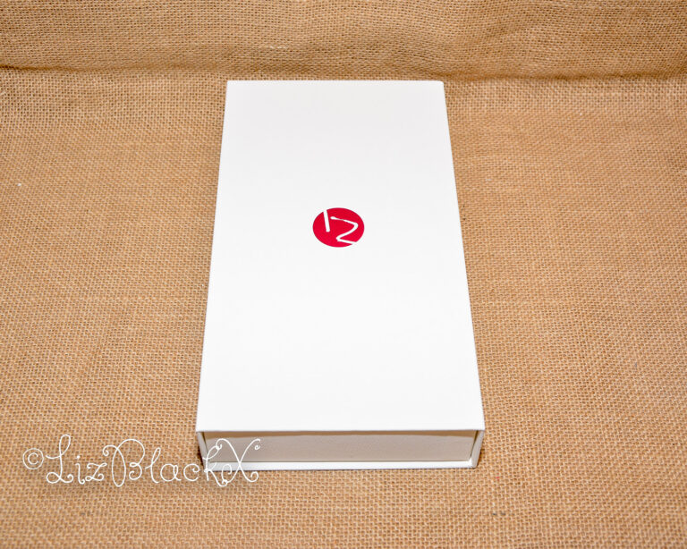 Review of the Flex Bi from Nomi Tang Copyright Liz BlackX
