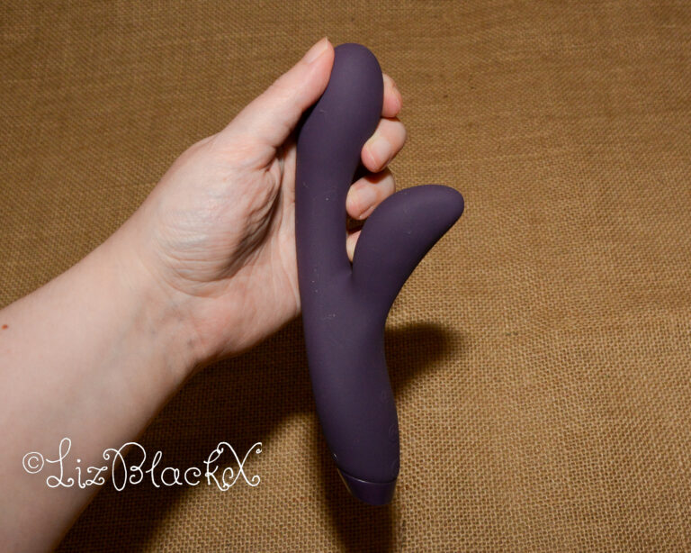 Review of the Je Joue Hera Dual Stimulation Rabbit Vibrator - Purple Copyright LizBlackX