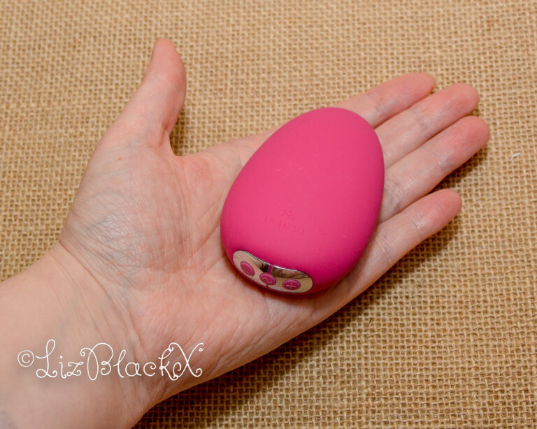 Review of the Mimi Soft by Je Joue Copyright Liz BlackX
