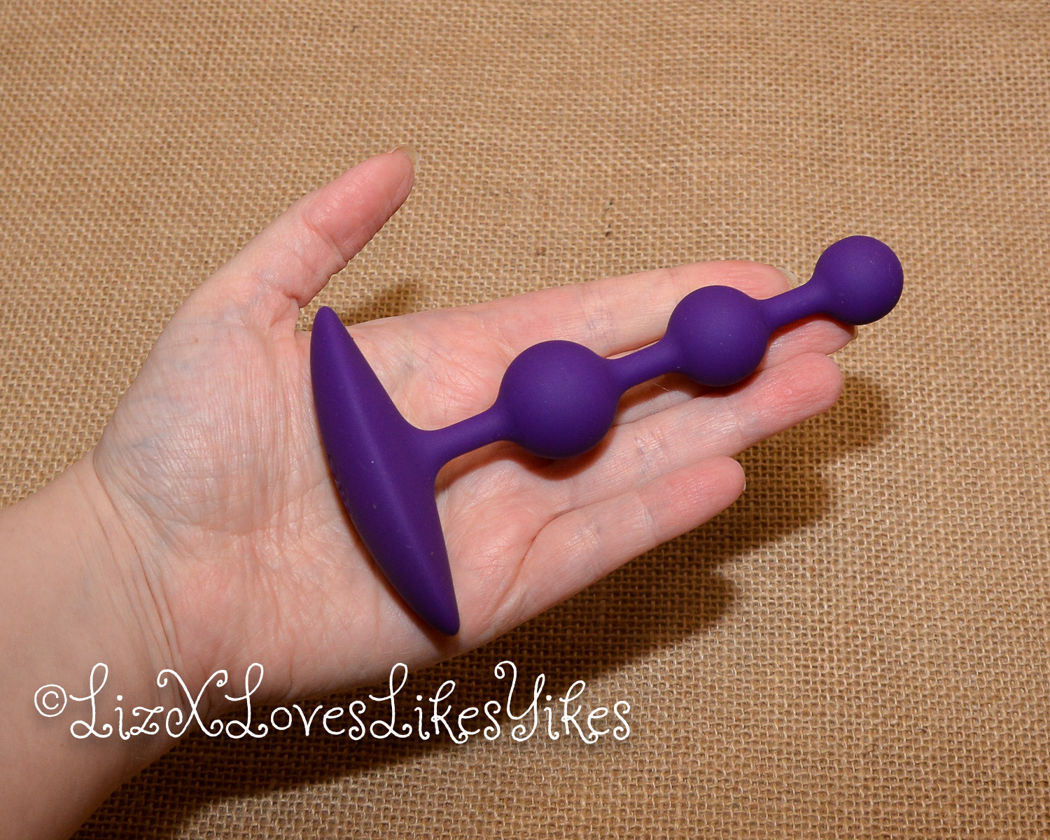 Review of the Amp Anal Beads by Romp Toys