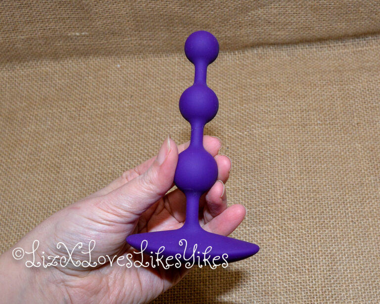 Review of the Amp Anal Beads by Romp Toys Copyright Liz BlackX
