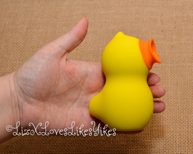 Review of the Honey Ducky II by Funzze.com Copyright Liz BlackX