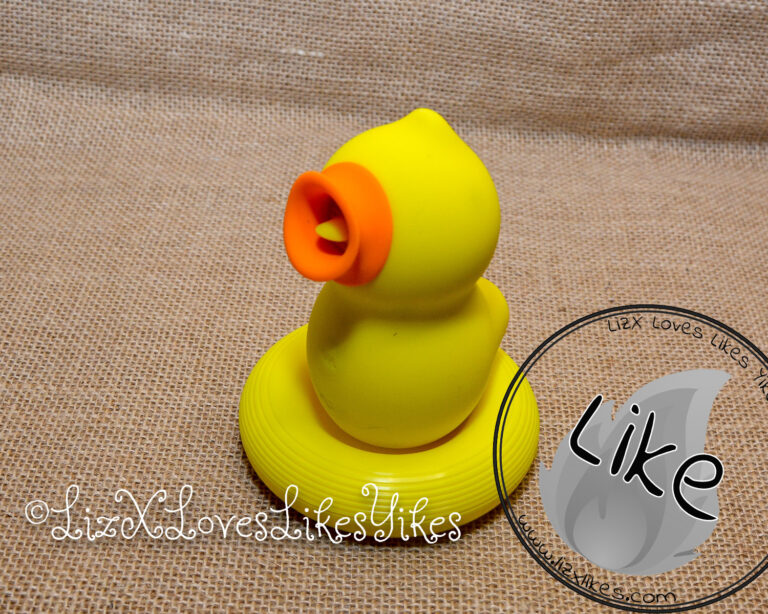 Review of the Honey Ducky II by Funzze.com Copyright Liz BlackX