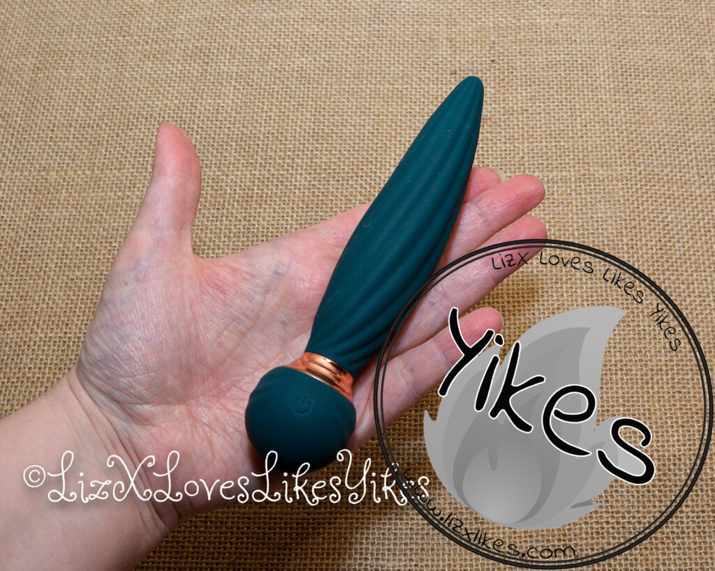 Review of the Twist vibrator by Sugar Pop Copyright Liz BlackX