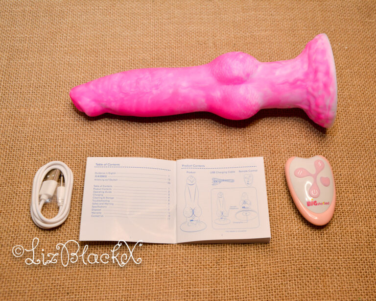 Review of the Dragon 8.8 Inch Thrusting Vibrating Fantasy Knot Dildo Big Shocked Copyright Liz BlackX