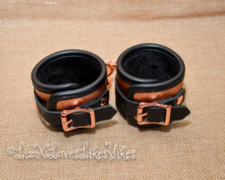 Review of the Rose Gold Memory Wrist Cuffs by Liebe Seele Copyright Liz BlackX