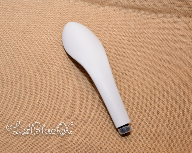 Review of the Wave by Womanizer Hans Grohe Copyright Liz BlackX