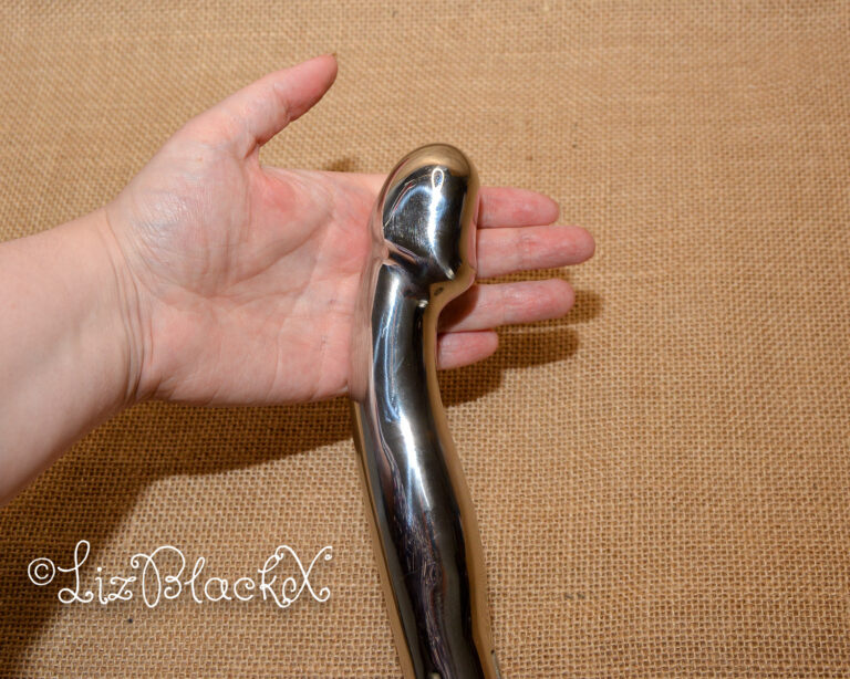 Review of Capo, Vibrating Stainless Metal Dildo by L'Acier Copyright Liz BlackX