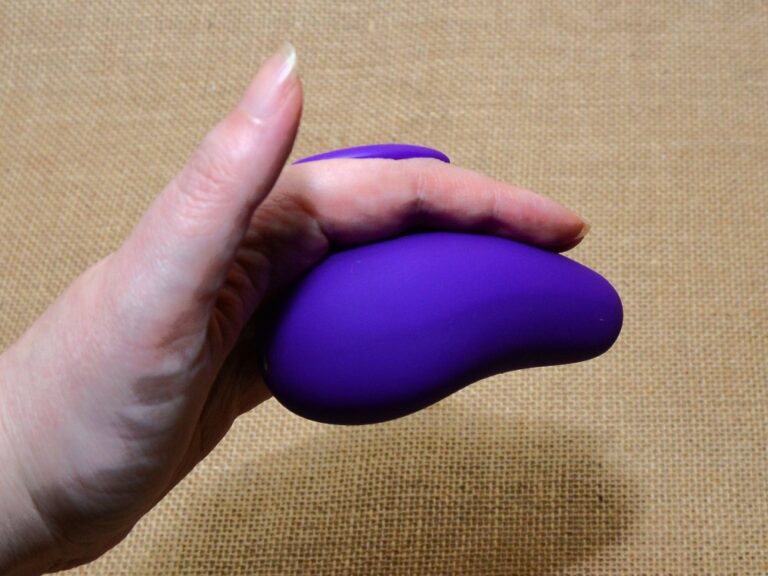 The Wellness Palm Sense Vibrator: A Mobility-Friendly Vibrator, Silent and Powerful for Everyone Copyright Liz BlackX