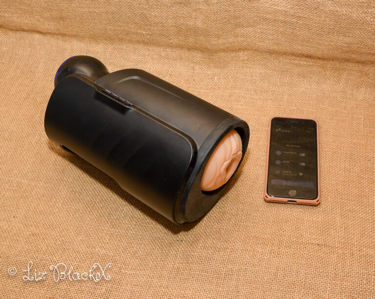 Powerful Pleasure: Kiiroo's Duo - PowerBlow & Feel Pocket Stroker Review Copyright LizBlackX
