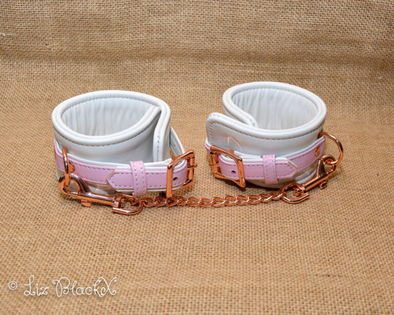 Liebe Seele Fairy Ankle Cuff Review: Luxurious Comfort Meets Exquisite Style Copyright Liz BlackX