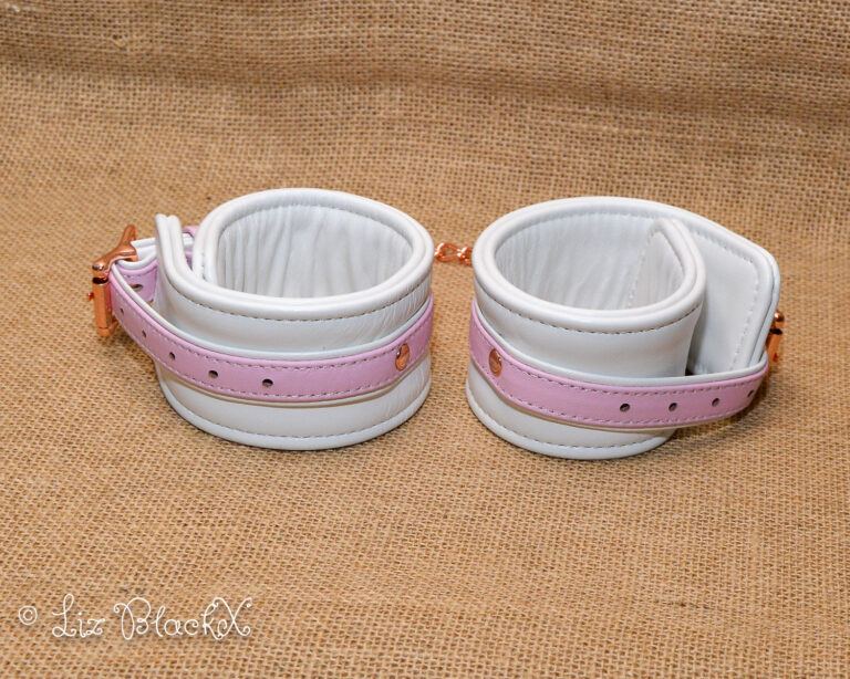 Liebe Seele Fairy Ankle Cuff Review: Luxurious Comfort Meets Exquisite Style Copyright Liz BlackX