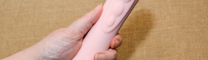 Kiiroo Pearl 3 Vibrator Review: Remote Play & Video Sync Make It Unstoppable