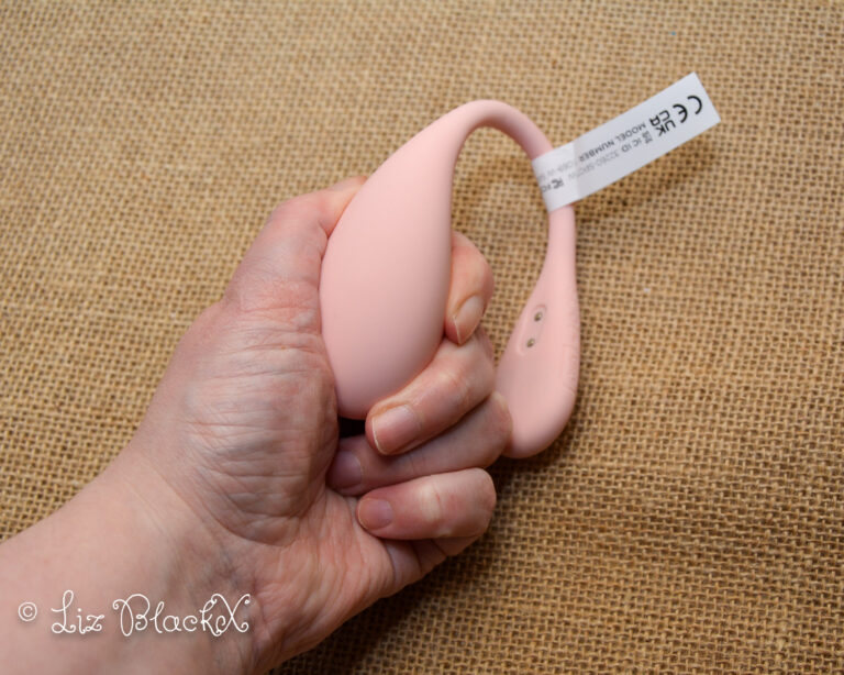 Kiiroo Spot Review: App-Controlled Vibrator with Dynamic Lightshow Copyright Liz BlackX End verdict: Love