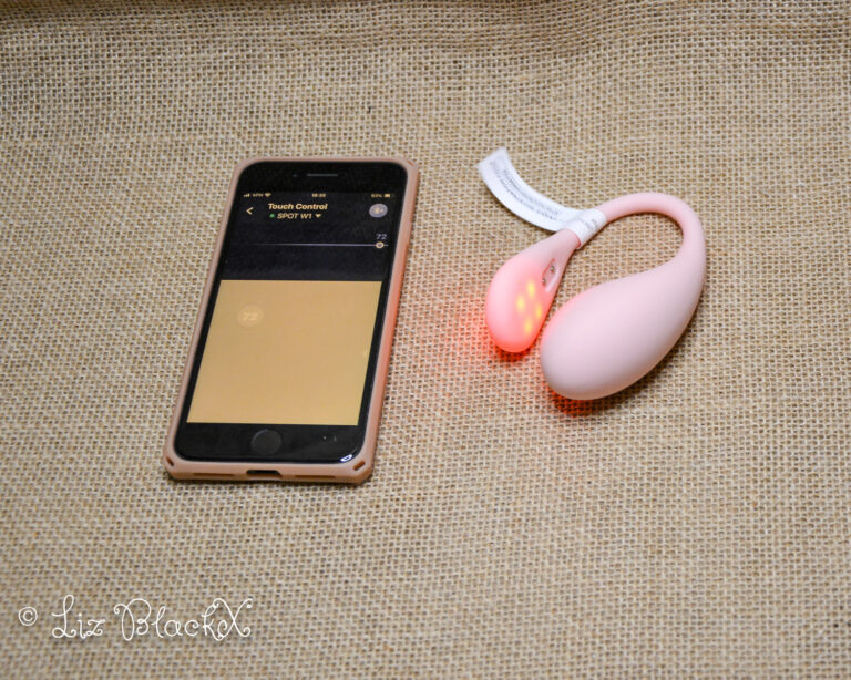 Kiiroo Spot Review: App-Controlled Vibrator with Dynamic Lightshow Copyright Liz BlackX