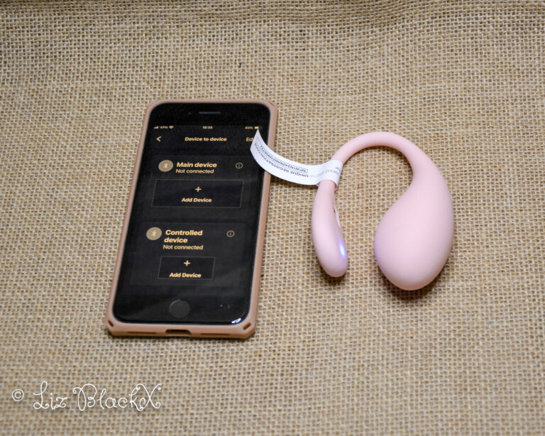Kiiroo Spot Review: App-Controlled Vibrator with Dynamic Lightshow Copyright Liz BlackX
