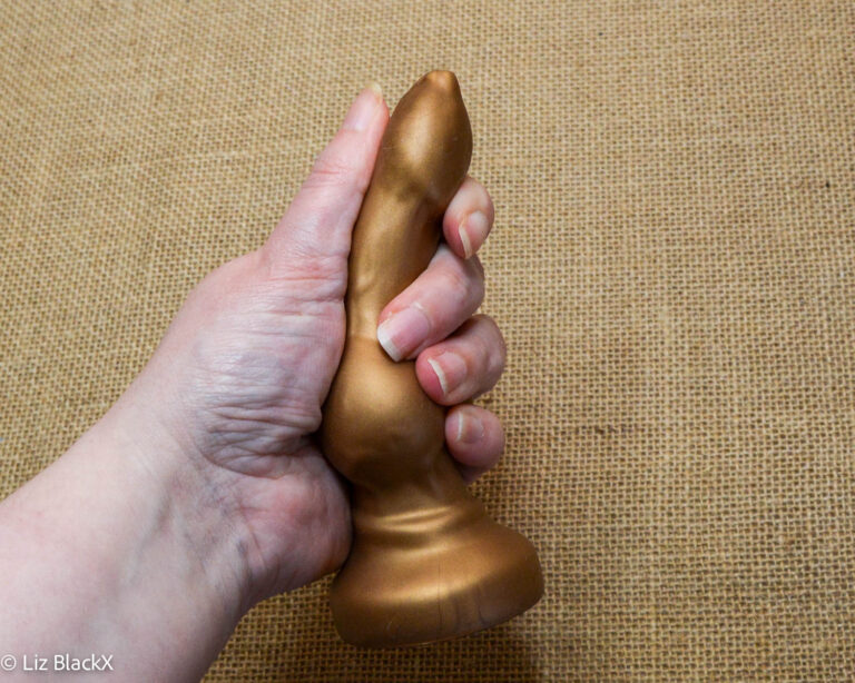 Juliettoys Jax Realistic Silicone Dildo: Honest Review and Insights Copyright Liz BlackX