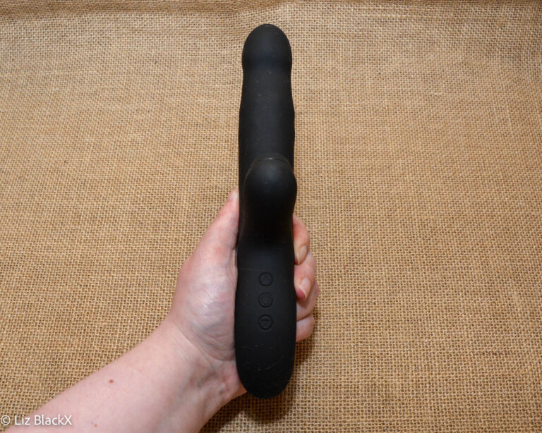 Review of the 3-in-1 Wiggling, Sucking Rabbit Vibrator with Rolling Beads Funzze Copyright Liz BlackX