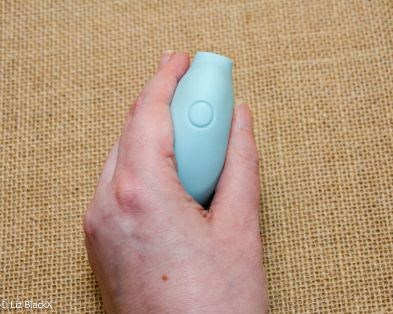 Biird Lumii Review: Aesthetic Elegance Meets Fun, Intense Clitoral Pleasure Copyright Liz BlackX