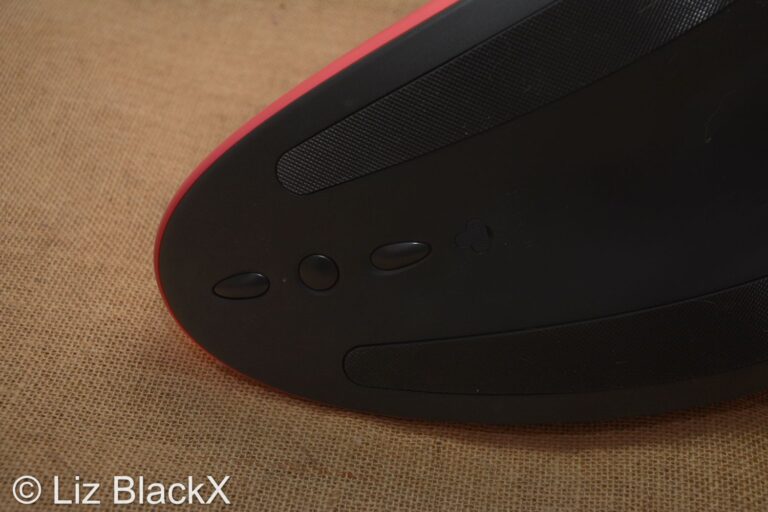 Hands-Free Pleasure: A Closer Look at the VVD Rider Desire & Rider Go (Plus Valentine’s Deals!) Copyright Liz BlackX