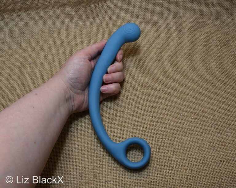 Best G-spot Vibrator? SVibe Axi Review for Beginners & Pros Copyright Liz BlackX