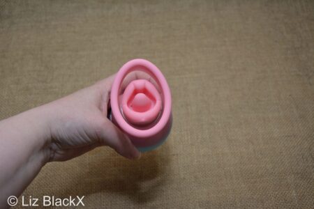 Funzze Suck and Kiss Vibrating Pussy Pump Honest Review Copyright Liz BlackX